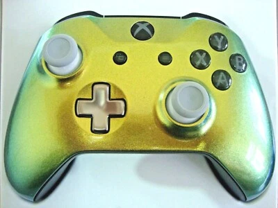  CUSTOM GOLD/GREEN CHAMELEON MICROSOFT XBOX ONE S BLUETOOTH WIRELESS CONTROLLER. - Image 1 of 2