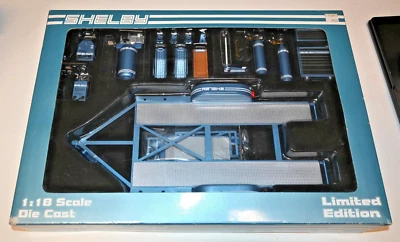Juego de herramientas y remolque de tienda Shelby Carroll azul Bretaña 1:18 Gmp SKU WCC108BT Foto 1 de 4