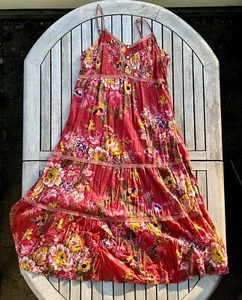 schickes,mehrstufiges Sommerkleid 44 , von „She“, Baumwolle, rot gefüttert,Maxi, - Bild 1 von 3