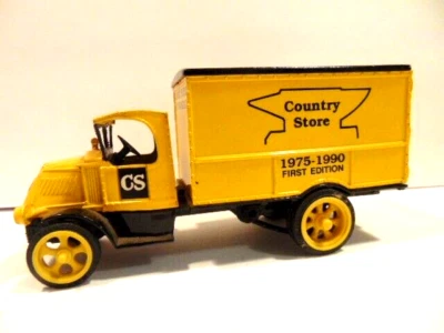 Ertl diecas replica 1926 Mack Bull Dog truck bank: 1990 Country Store promo - Image 1 of 4