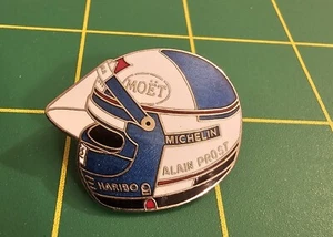 Vintage Alain Prost Rennfahrer Helm Meral Pin, Moet, Michelin F1 - Bild 1 von 2