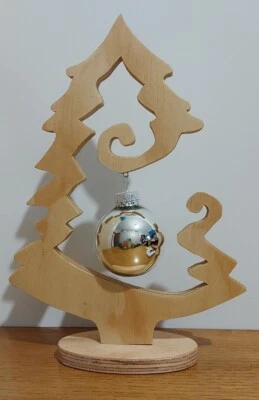 Albero Di Natale Z Artigianale In Legno con pallina in vetro colorato (ASFORWOO) - Immagine 1 di 4