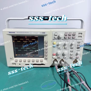 1 PCS Tektronix TDS3032B DPO oscilloscope, two-channel 300MHz 2.5GS/s#XX - Picture 1 of 8