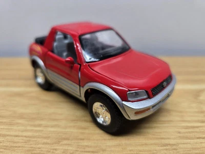 Kinsmart Toyota Rav4 Cabriolet  5011 1/32 Scale Diecast Toy Car - Image 1 of 4