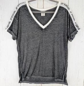 Victorias Secret Love Pink Size Small Gray White Short Sleeve V Neck Casual Top - Foto 1 di 7