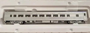 Walthers HO 932-6790 Pullman Standard 64 Sitz Reisebus Rock Island - Bild 1 von 6