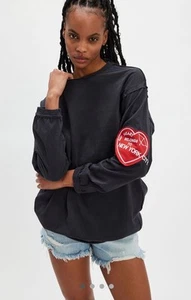 Free People Tricia Fix Hometown Heart Tee New York Heart Patch Slouchy XS NEW - Picture 1 of 7