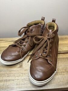 Cat & Jack Youth Boys Rylan Chukka Boots in Cognac Brown Zip Side Size 6