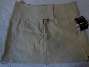 Tracy Evans Limited Beige Textured Wide waistband flat front skirt Junior 13 NWT - Picture 1 of 3