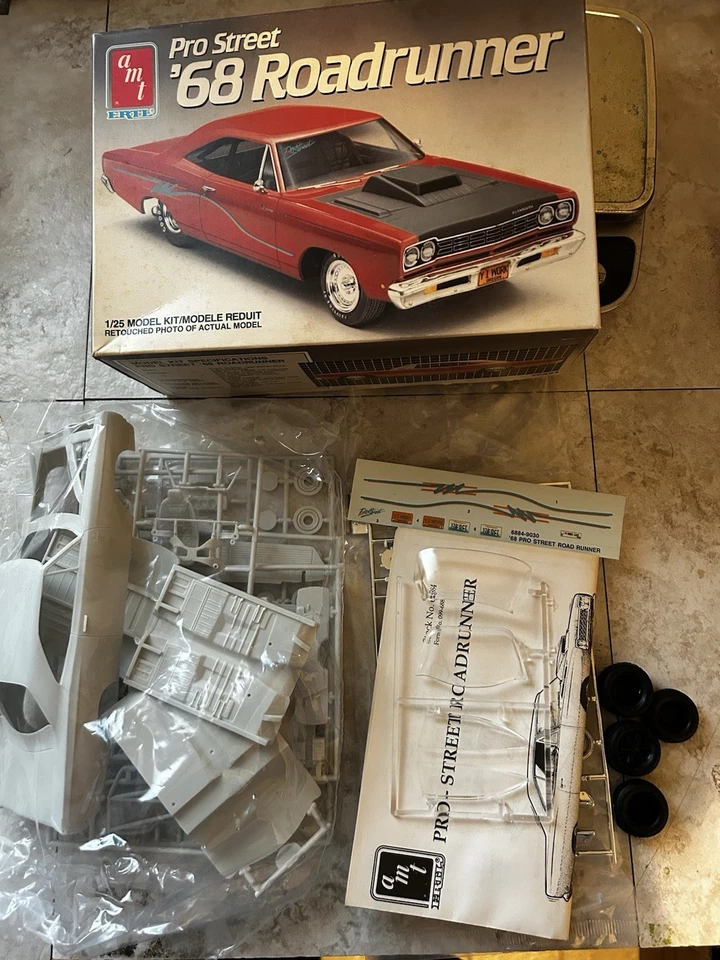 AMT ERTL Pro Street 68 Roadrunner Model Kit 6884  1/25 Rare Model Foto 1 de 1