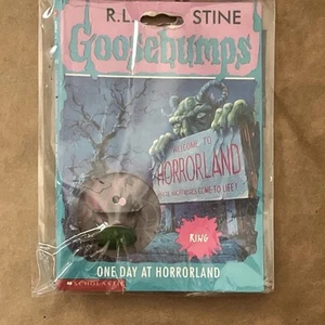 Vintage Goosebumps Welcome To Horrorland 3D Ring - New and Sealed RARE - Imagen 1 de 5