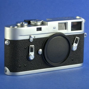 Leica M4 Film Camera Body Near Mint Condition - Picture 1 of 10