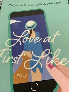Love at First Like by Hannah Orenstein paperback A Novel get it fun n fast - Imagen 1 de 2