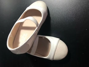 Children's Place White elegant shoes Size 6 Excellent condition - Picture 1 of 8