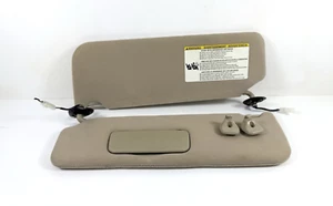✅ 04-10 TOYOTA SIENNA SUN VISOR SET TAN LEFT & RIGHT W/ LIGHTS OEM TESTED - Picture 1 of 16