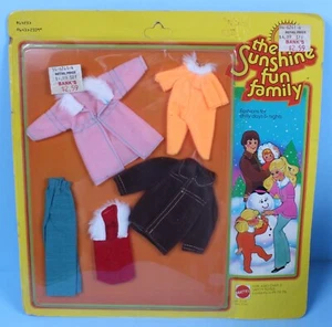 Bambola Mattel The Sunshine Family 1977 vintage kit travestimento copricostume invernale 2339 - Foto 1 di 5