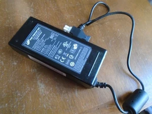 FSP GROUP FSP090-DMBB1 9NA0900514 AC Netzteil Adapter Ladegerät 19 V 4,74 A Stck. - Bild 1 von 5