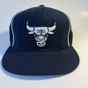 Chicago Bulls NBA Fitted Ball Cap Size S/M Dark Blue - Picture 1 of 9