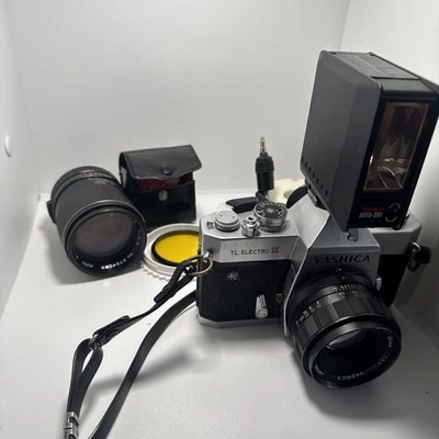 Лот товаров Yashica TL Electro x 35 мм с объективами 50 мм и 135 мм - Изображение 1 из 4