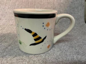 HARTSTONE POTTERY Mug HALLOWEEN Witches Hats Spiders Candy Corn - Picture 1 of 6