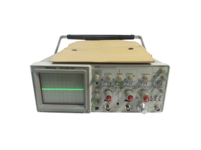 Osciloscopio TEKTRONIX 2235 AN/USM-488 100 MHz - Envío gratuito Foto 1 de 4