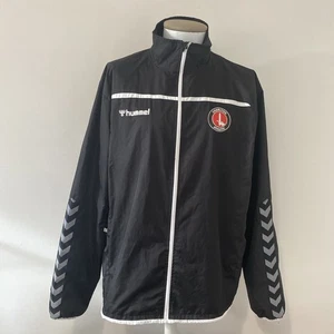 Chaqueta de Entrenamiento Charlton Atlética Cremallera Completa Hummel XXL Abrigo de Fútbol Negro CAFC - Imagen 1 de 17