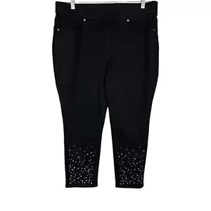 Isaac Mizrahi Women True Denim Petite Pull on Jean w/ Rhinestones Black Size 14P - Picture 1 of 2