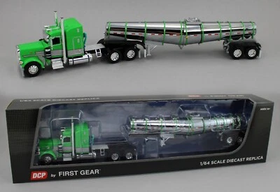 DCP 1:64 *VERDE Y PLATA* Peterbilt 389 48" techo medio con petrolero de caída profunda polar nuevo en caja Foto 1 de 4