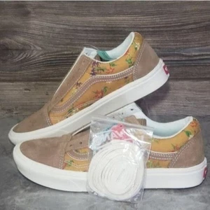 New Old Skool Comfycush Fatal Floral Womens Shoes Size 7.5 Boho Garden Festival - Picture 1 of 10