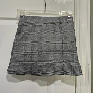 Art Class Girl's Size M (8) Black and White Plaid Skort - Picture 1 of 6