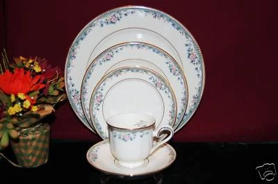 Lenox SPRING VISTA 4 Piece Place Setting NEW with tags USA without butter plate - Image 1 of 4