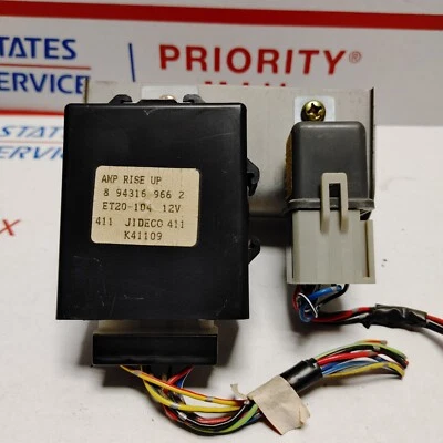 95 - 97 五十铃 Rodeo 后盖控制模块 原始设备制造商 — 第 1/4 张图片