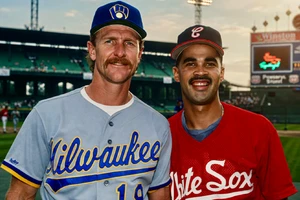ROBIN YOUNT & OZZIE GUILLEN* Enhanced 4x6 Photo Print * Milwaukee Brewers - Afbeelding 1 van 1