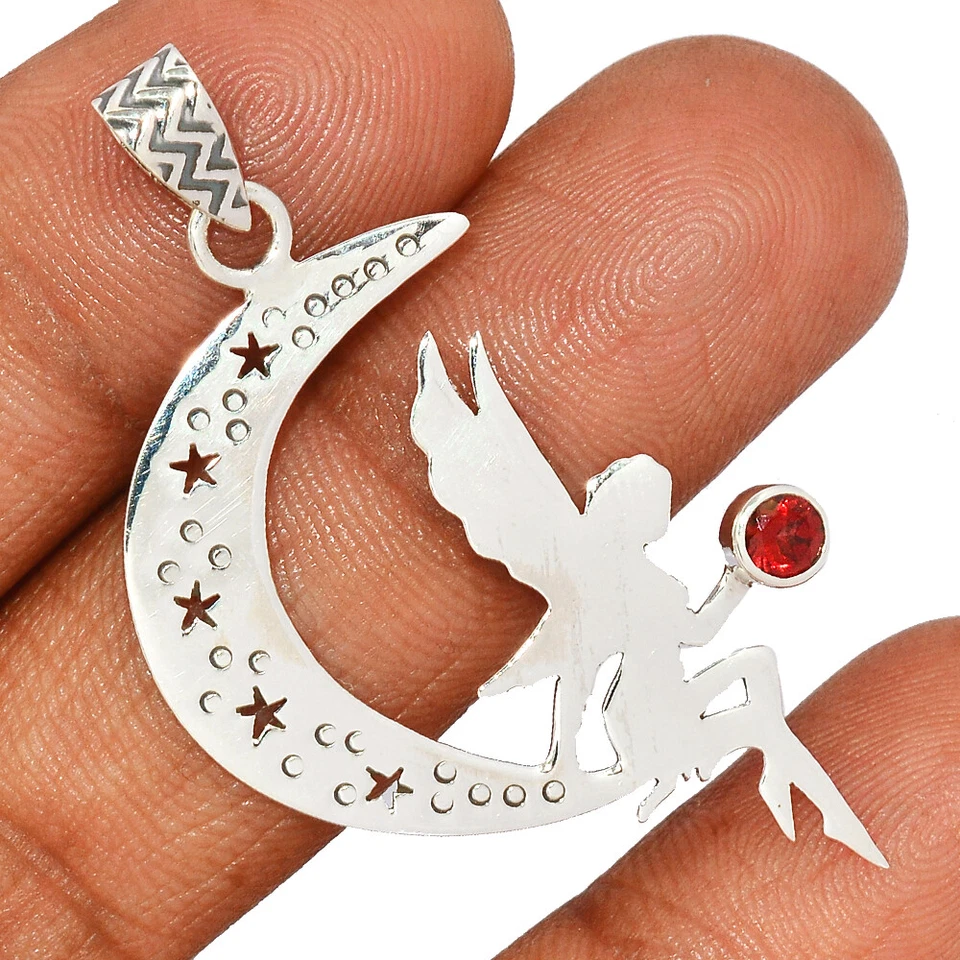 Hada del Universo - Granate Natural - Colgante de Plata 925 de Madagascar CP3496 Foto 1 de 1