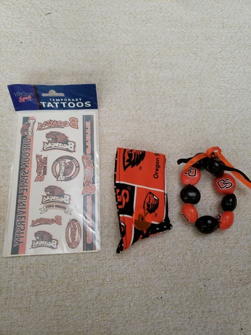 Oregon State University (OSU) Beavers Temporary Tattoos, Hair Band, Bracelet Lot Cover