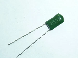 500PCS 100V 0.82nF 820pF 2A821J ±5% Mylar Film Capacitors Radial - Picture 1 of 1
