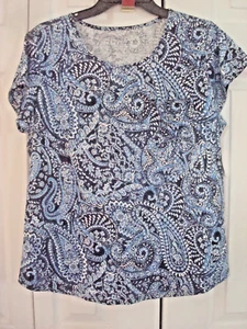 Ladies Floral Top Blue Paisley  Size  Small NWT - Picture 1 of 2