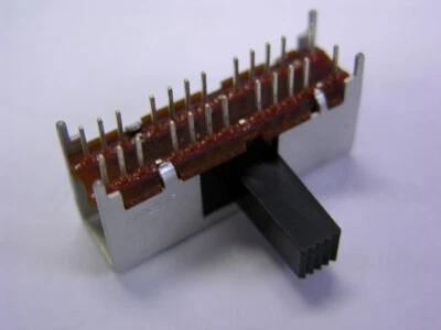 ALCO / TE CONNECTIVITY 5 Alco / Tyco MSS-6350R / 9-1437576-4 6P3T 3 Position R/A Slide Switches