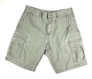 Men’s Eddie Bauer Green Khaki Cargo Shorts Size 38 - Picture 1 of 4