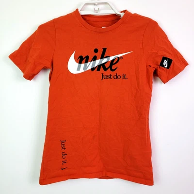 Camiseta Nike Youth Boys tamanho S laranja casual gráfica manga curta tripulação - Imagem 1 de 4