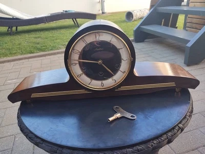 Verkaufe original Kamin Uhr der Marke Mauthe Farbe Nußbaum - Bild 1 von 4