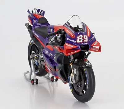 MODELLINO MOTO 1:12 DUCATI GP24 TEAM PRAMAC J. MARTIN MOTOGP 2024 KILOWORKS NZG - Immagine 1 di 4