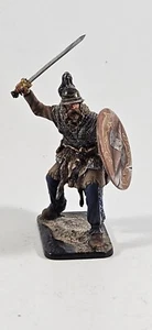 SB Studios St. Petersburg Barbarian Gaul in Battle with Sword HQ - Picture 1 of 4