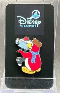 Disney 2010 Club Penguin Movie Camera Pin - Picture 1 of 1