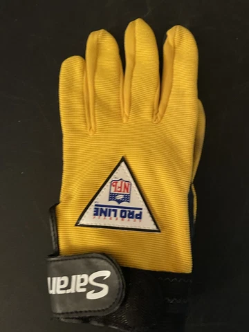 Glove Reggie White Philadelphia Eagles Green Bay Packers NFL Yellow Cover