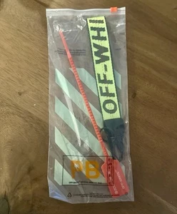 ➕ OFF-WHITE 10” Keychain/Lanyard • Green • Brand New! - Picture 1 of 5