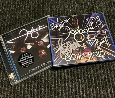 Foghat CD LOT: Stone Blue/Boogie Motel [2CD,1999, England] & Sonic Mojo [Signed] Foto 1 de 4