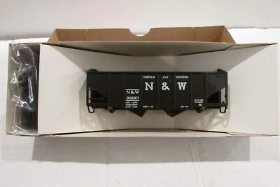 Ho Scale Steward Hobbies 55Ton 6Panel 2Hopper Norfolk and Western Lot#3941 - Image 1 of 4