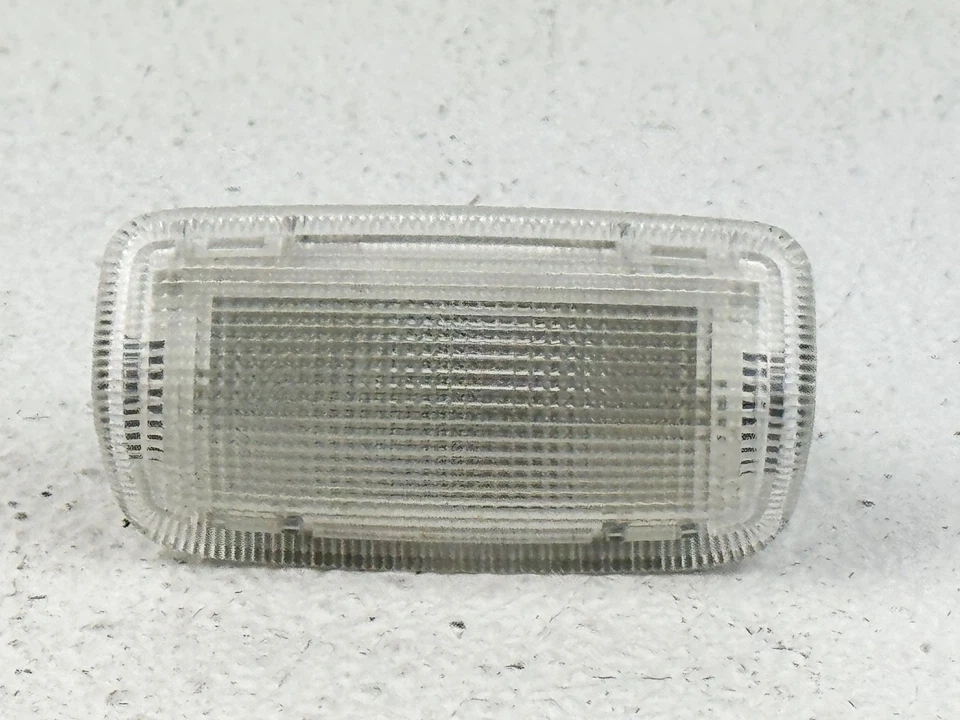 22-25 INFINITI QX60 PORTA TRASEIRA DIREITA LATERAL INTERIOR LÂMPADA DE CORTESIA FABRICANTE DE EQUIPAMENTO ORIGINAL - Imagem 1 de 1