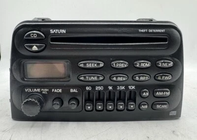 Receptor de radio reproductor de CD Saturn Factory Am/Fm 21023038 SIN PROBAR Foto 1 de 4